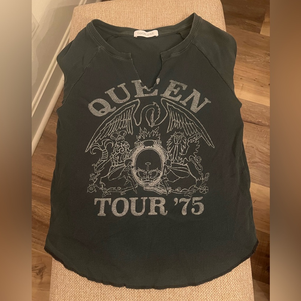 Daydreamer Queen Tour '75 Graphic